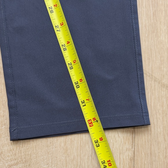 Vuori Meta Athletic Slim Fit Pants charcoal, SIZE 32 - Picture 7 of 11